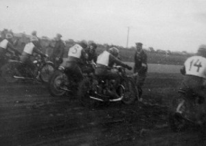 Amager Travbane start line up