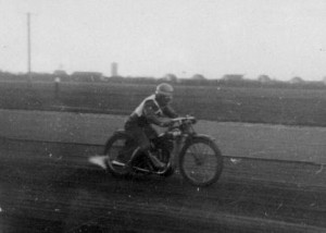 Amager travbane langside foran tribunen